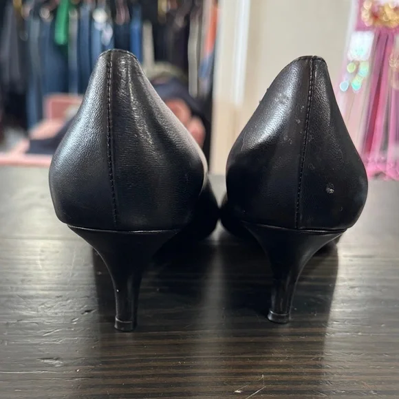 Luca Grossi Black Leather Heels - Picture 6 of 7